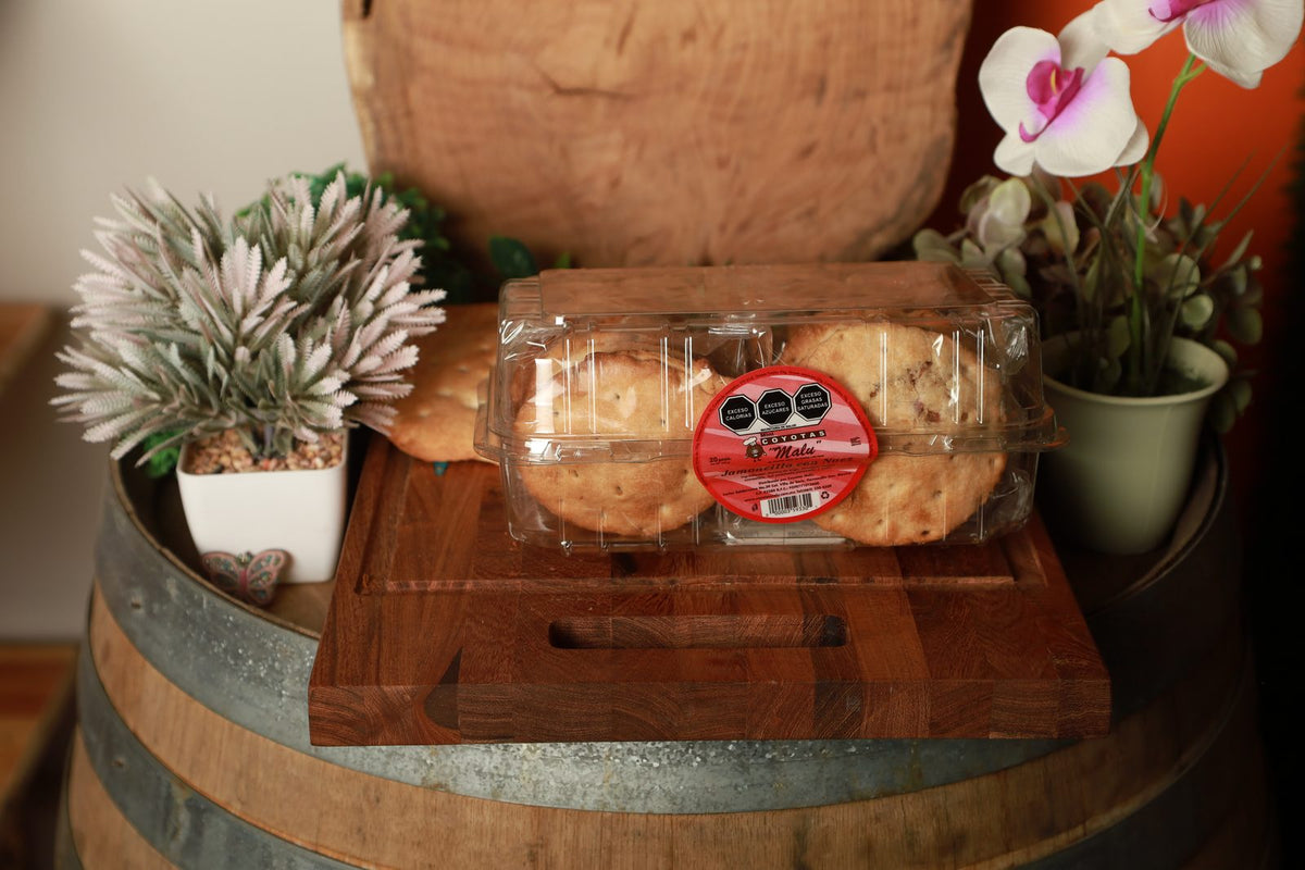 Jamoncillo Empanada with Almonds - 10 pieces